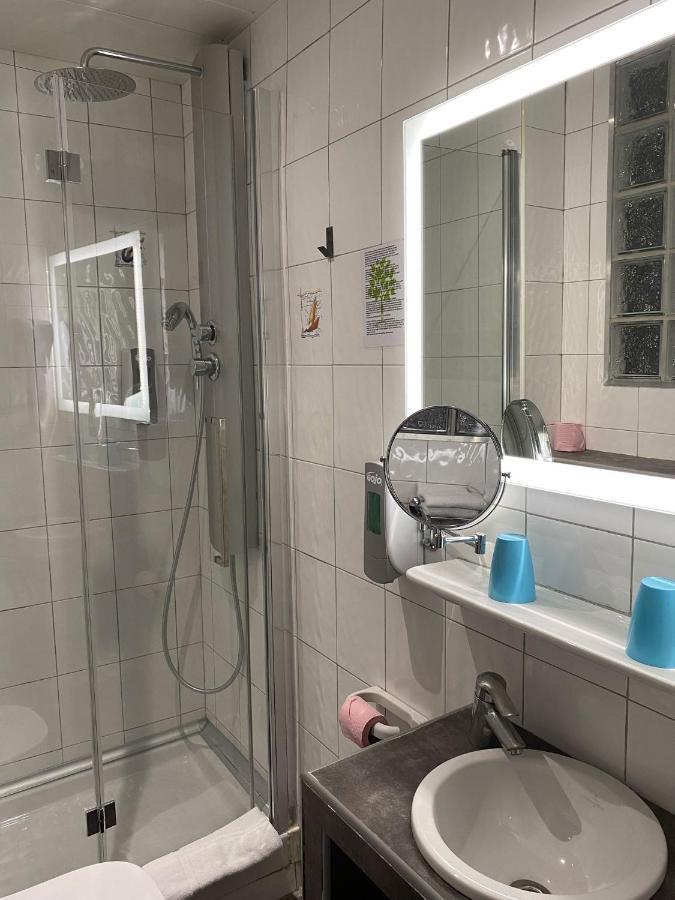 Le Strasbourg Hotel مونبيلييه الغرفة الصورة