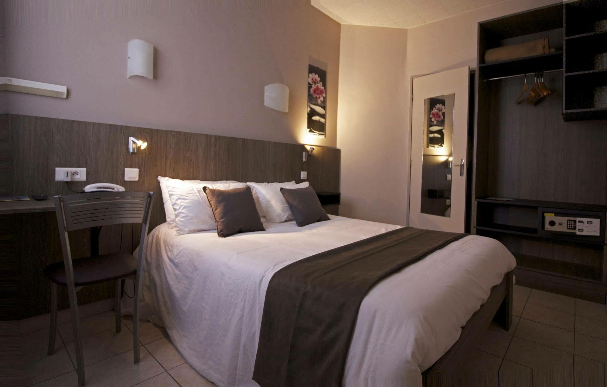 Le Strasbourg Hotel مونبيلييه المظهر الخارجي الصورة